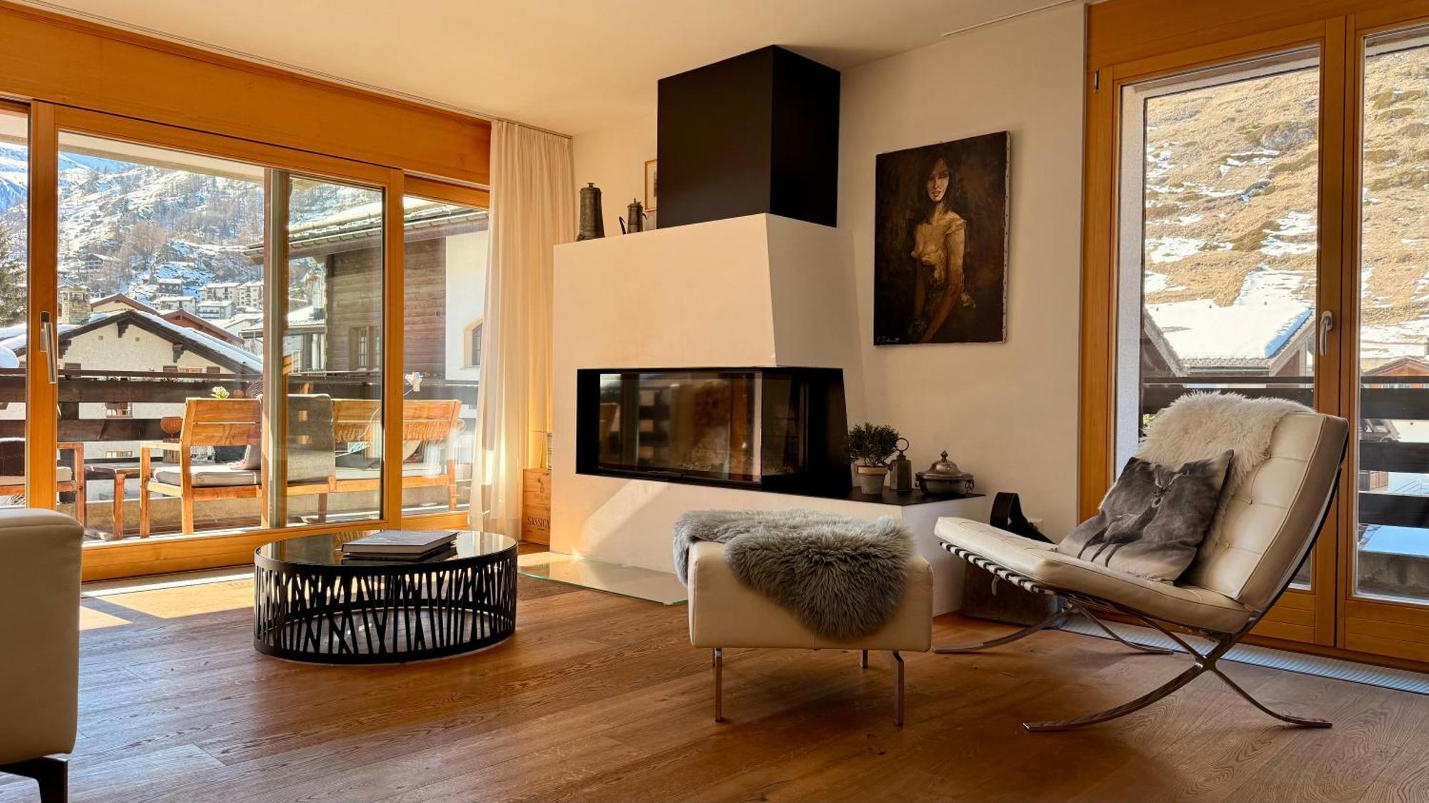 Stylish Home With Matterhorn View In The Center 체르마트 외부 사진
